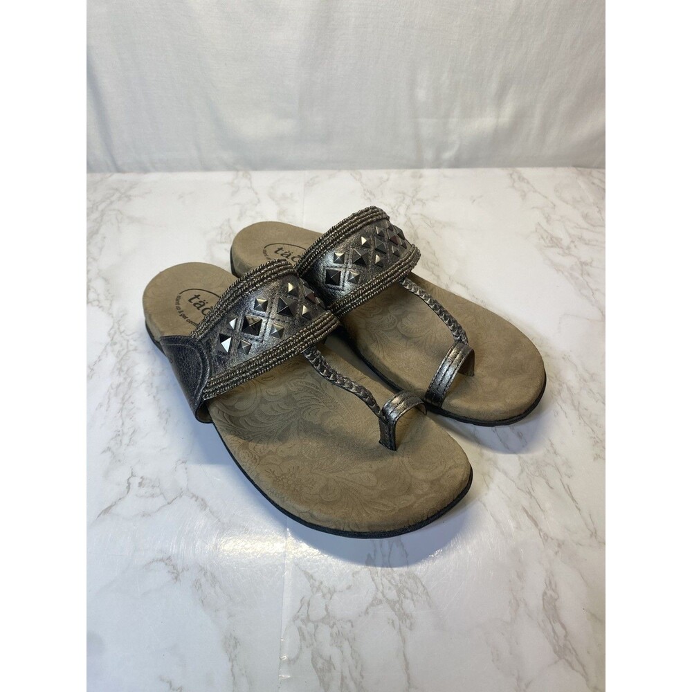 Taos Genie Sz 9 silver Metallic Studs & Beaded Toe Loop Slide On Boho Sandals